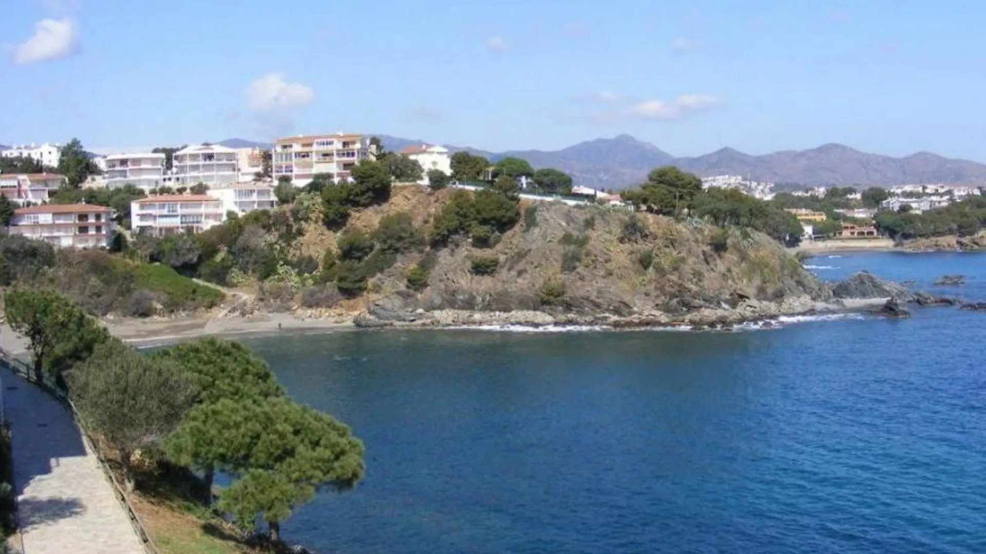 Apartment In Llanca, Gerona 103485 By Mo Rentals Hiszpania